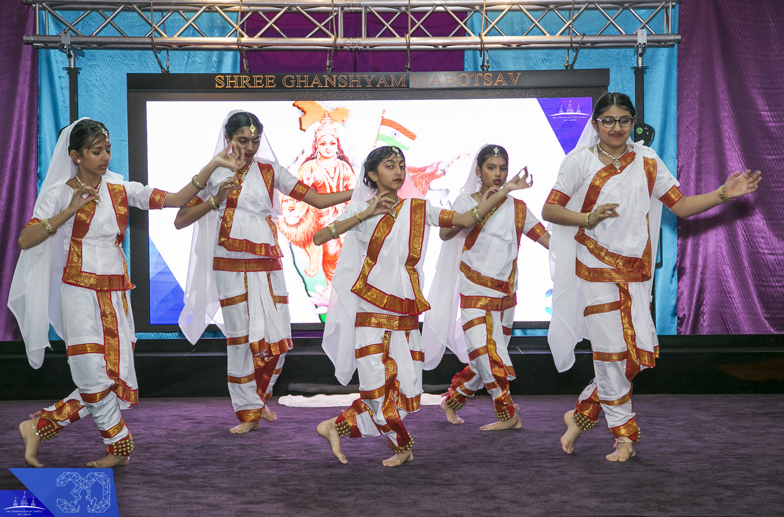 113 copy - ©1987-2017 SKS Swaminarayan Temple East London